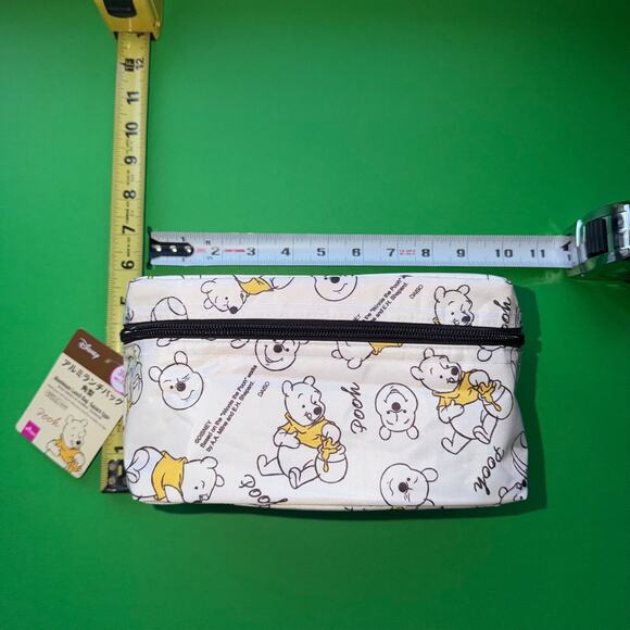 Disney Winnie Pooh Bear Insulated Lunch Bag Tote Drink Carrier Set Daiso Japan - Picture 2 of 9